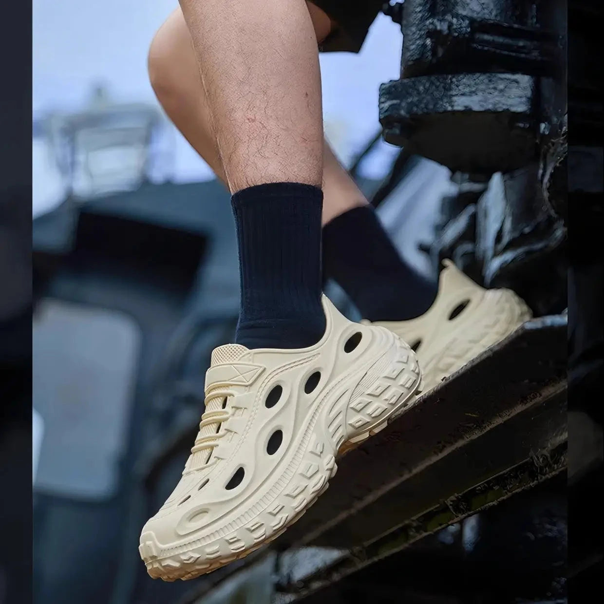 Men's Summer Clogs, Beach Shoes, Non-Slip, Anti-Odor, Baotou GlowCart