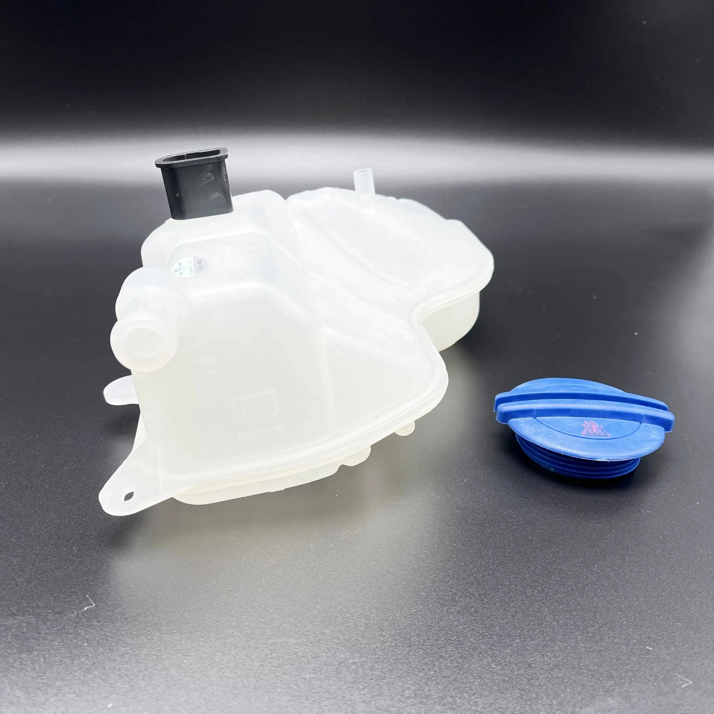New Radiator Coolant Overflow Bottle Expansion Tank Reservoir + Cap Fit for VW Passat Audi A4 A6 8D0121403L 3B0121321 1J0121321 GlowCart