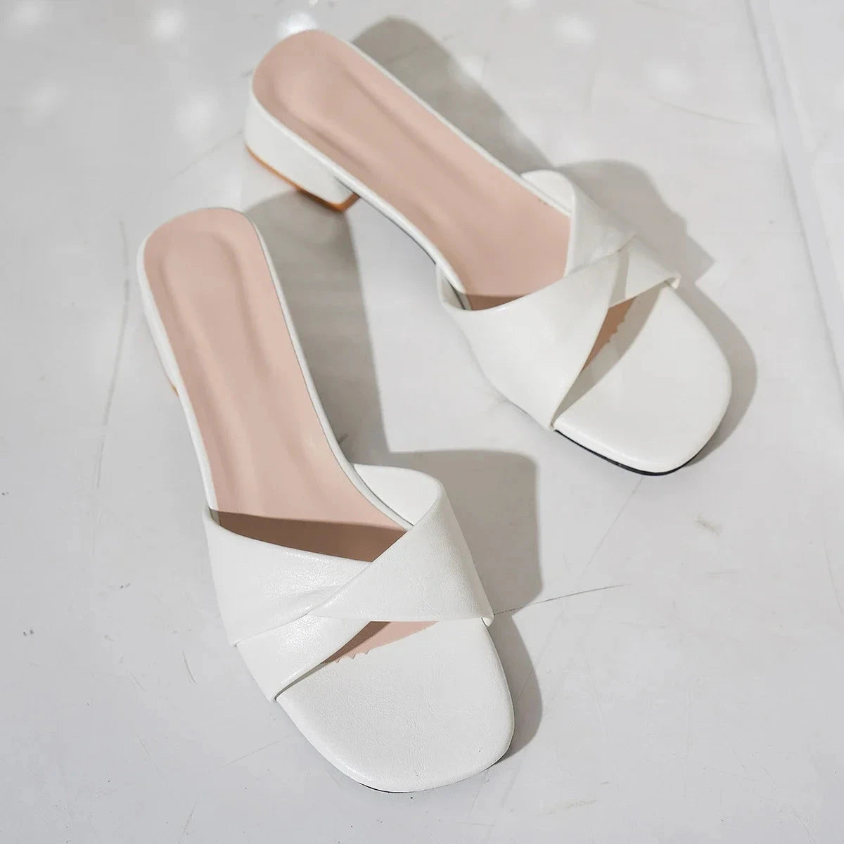 2025 Summer New Fashion Open Toe Solid Color Simple Leather GlowCart