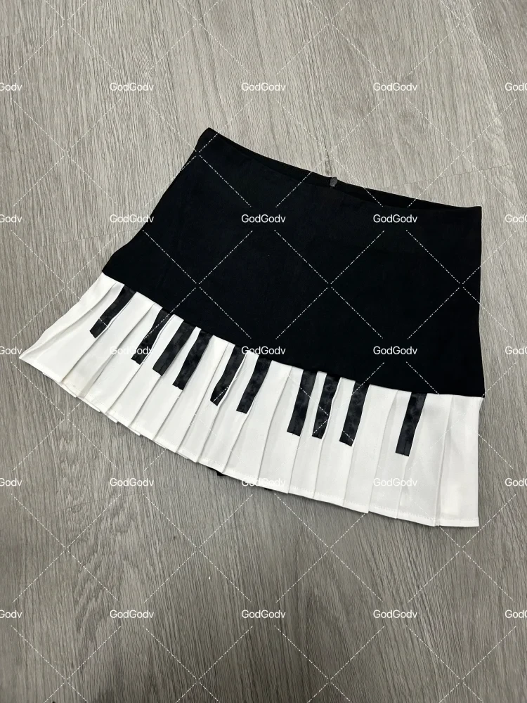 Spring Black White Spliced Women Short Skirt 2025 Y2k Slim GlowCart