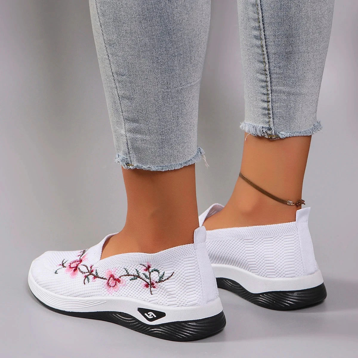 Spring and Autumn New Women's Sports Shoes Fashionable GlowCart