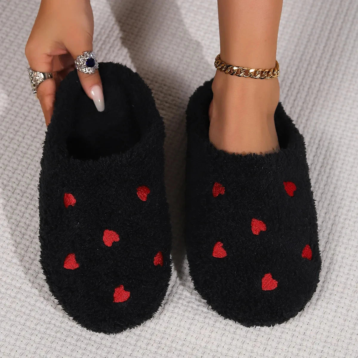 Winter Women's Heart-Shaped Slippers Love Mute Soft Sole GlowCart