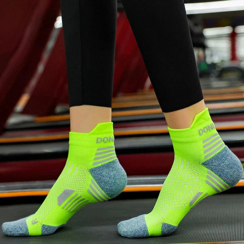 3 Pairs Marathon Socks Men Women Professional Sport Ankle Running Socks Thickened Cushioned Tube Low Cut Fitness Short Sock Mesh GlowCart