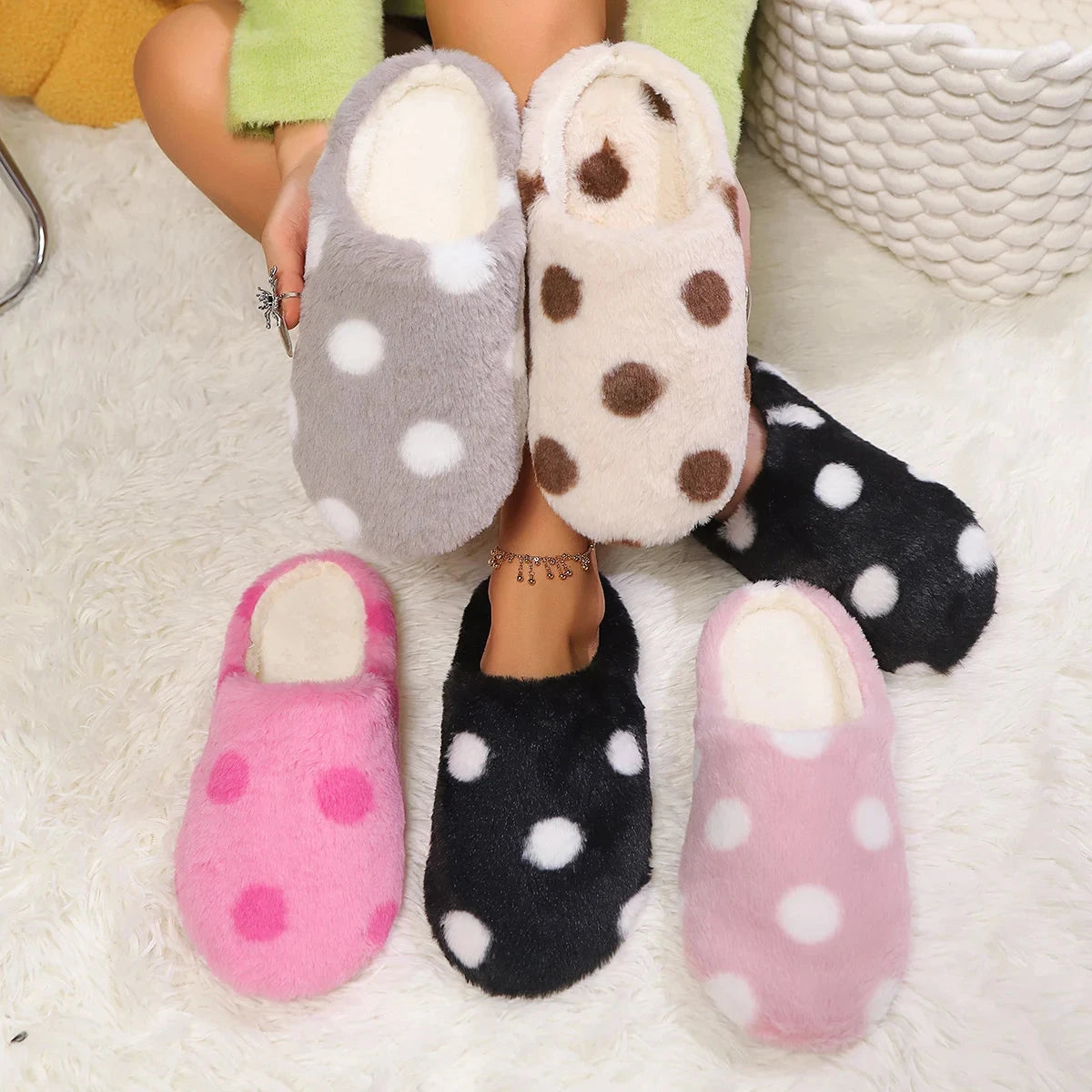 Winter Women's Heart-Shaped Slippers Love Mute Soft Sole GlowCart