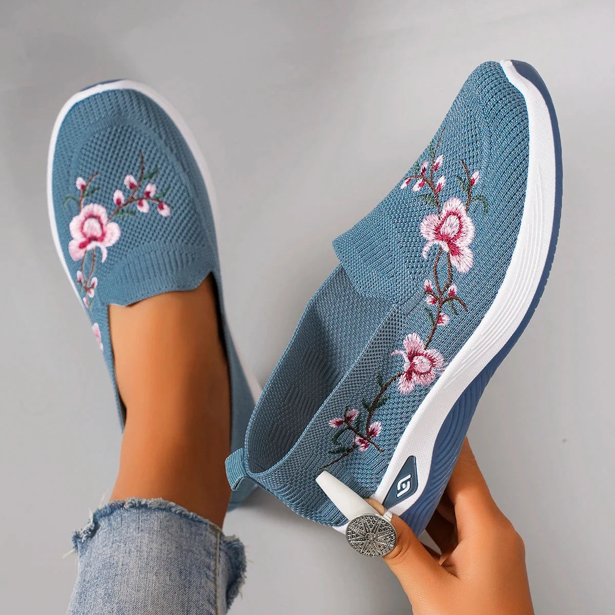 Spring and Autumn New Women's Sports Shoes Fashionable GlowCart