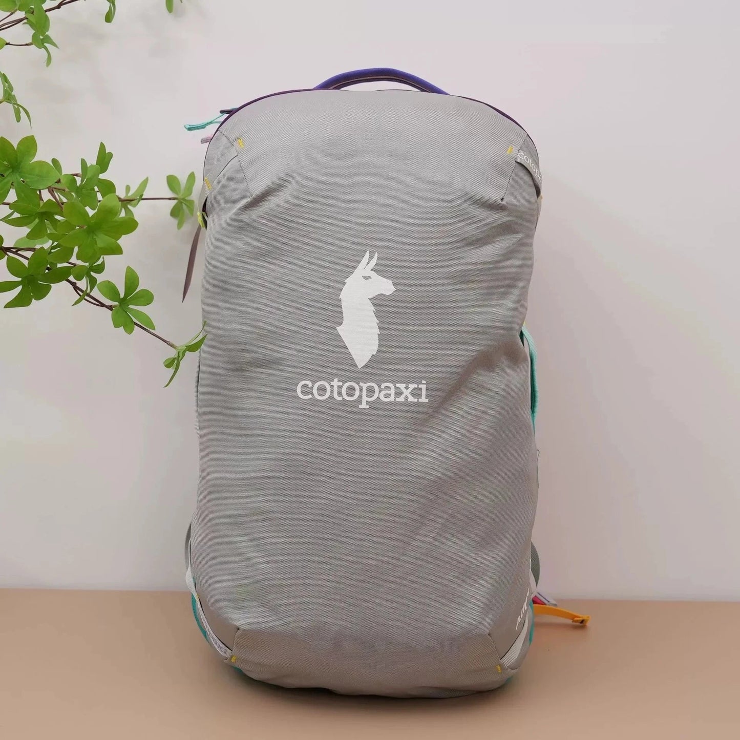 28L Unisex Outdoor Camping Backpack – Stylish GlowCart