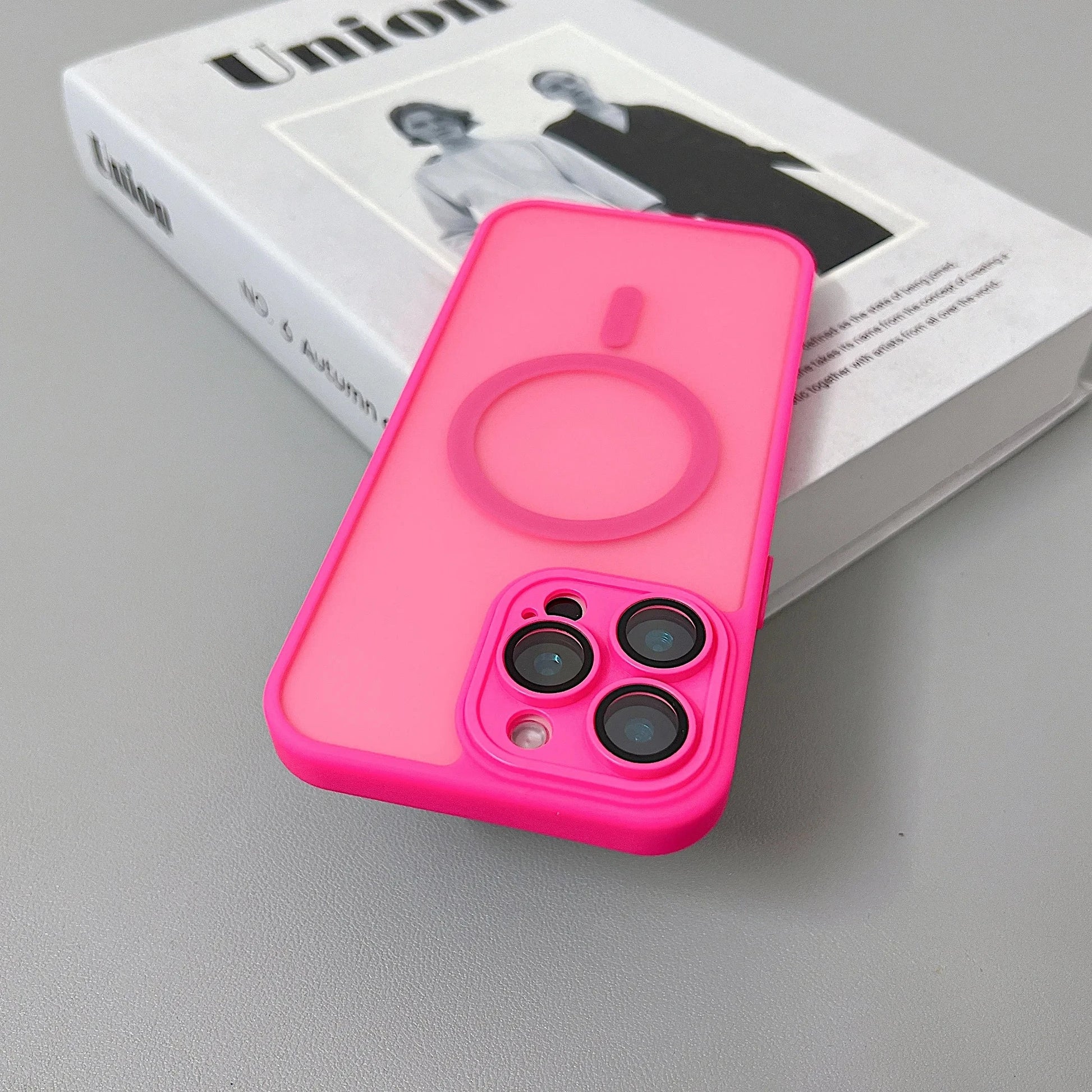 Magnetic Luxury Matte Translucent Armor Shockproof Case For GlowCart