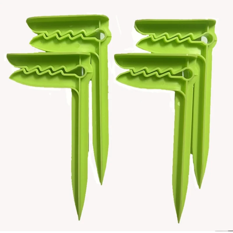 4pcs Beach Towel Clips Outdoor Beach Mat Holder Towel Holder GlowCart