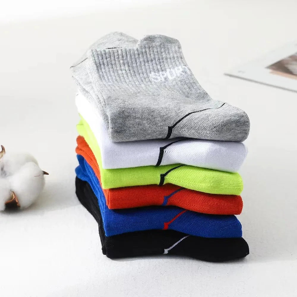 6/12 Pairs Men Mid Length Sports Socks Fashionable Geometric Patterns Breathable Odor Resistant Running Cycling Basketball Socks GlowCart