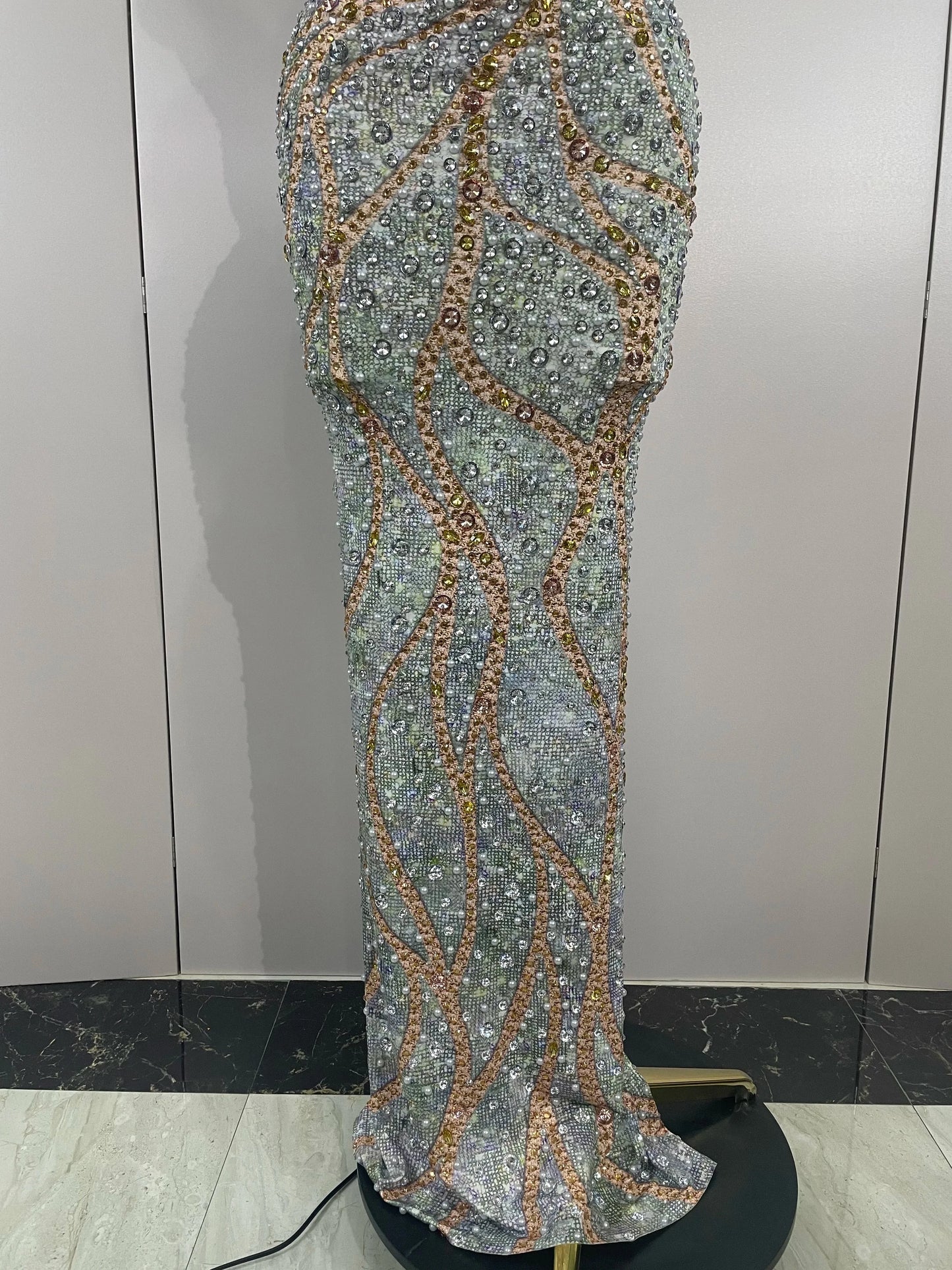 2025 Luxury Crystals Diamonds Slit elegant Sheath Fishtail GlowCart