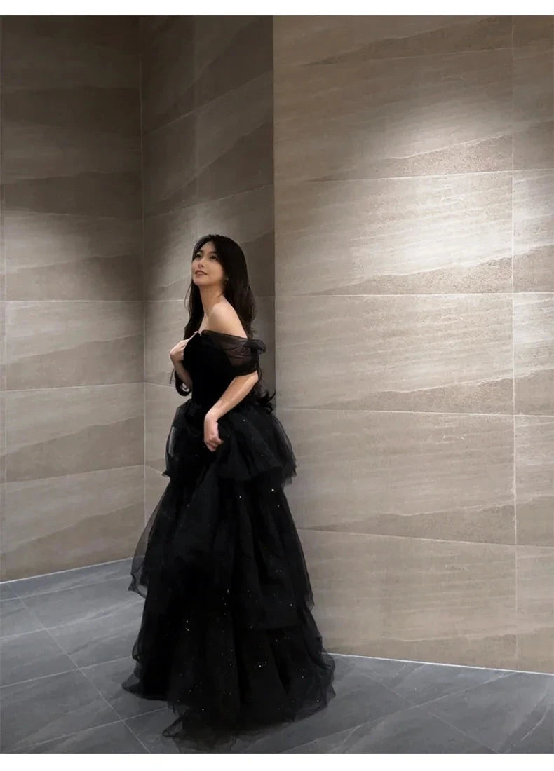 Black New Light Luxury Minority Petti skirt Host Female Art GlowCart