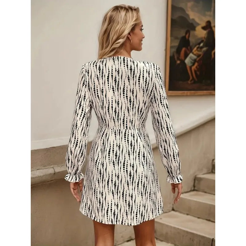 2025 Plus Size Floral Dress: V-Neck Long Sleeve Maxi with Elastic Cuffs & Abstract Print for Casual Elegance GlowCart