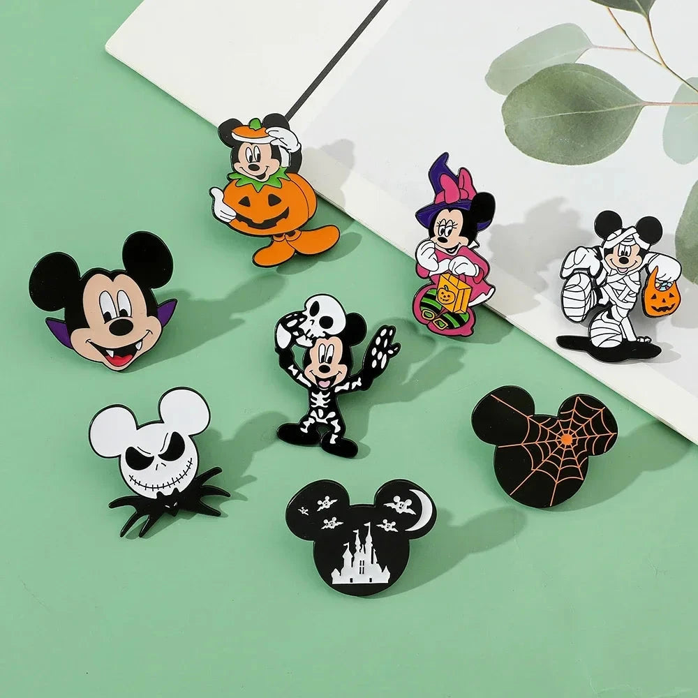 8 Pcs Hallowmas Spoof Character Brooch Cartoon Mickey Mouse GlowCart