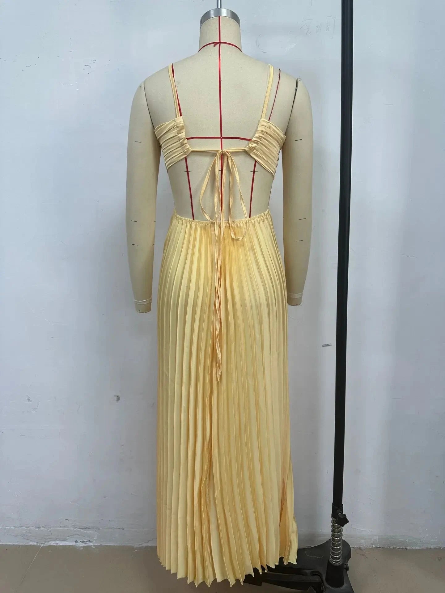 2025 High Waist Pleats Robe Dress Casual Sleeveless Solid GlowCart