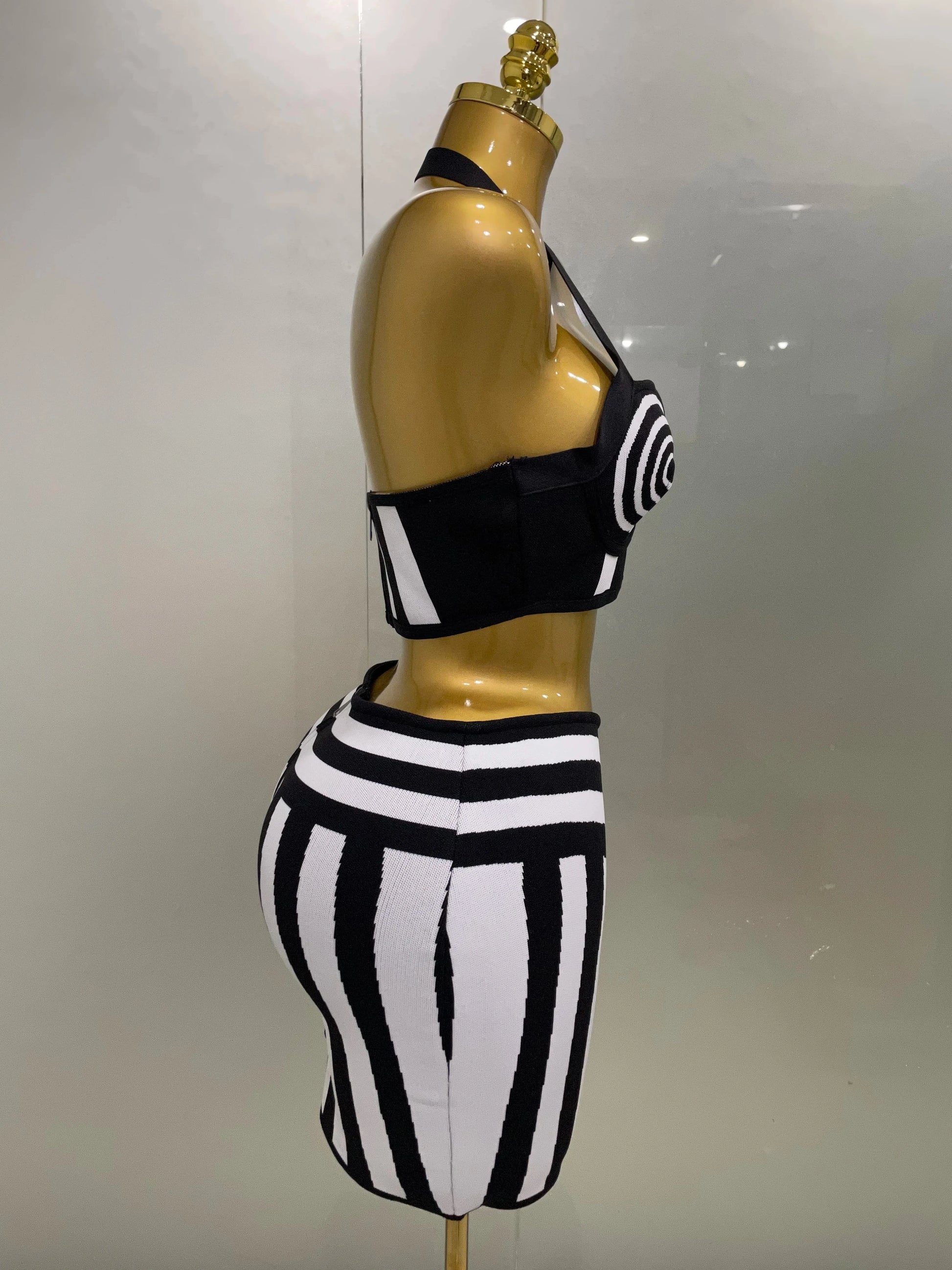 2025 New Women Celebrity Sexy Jacquard Black White Two Piece GlowCart