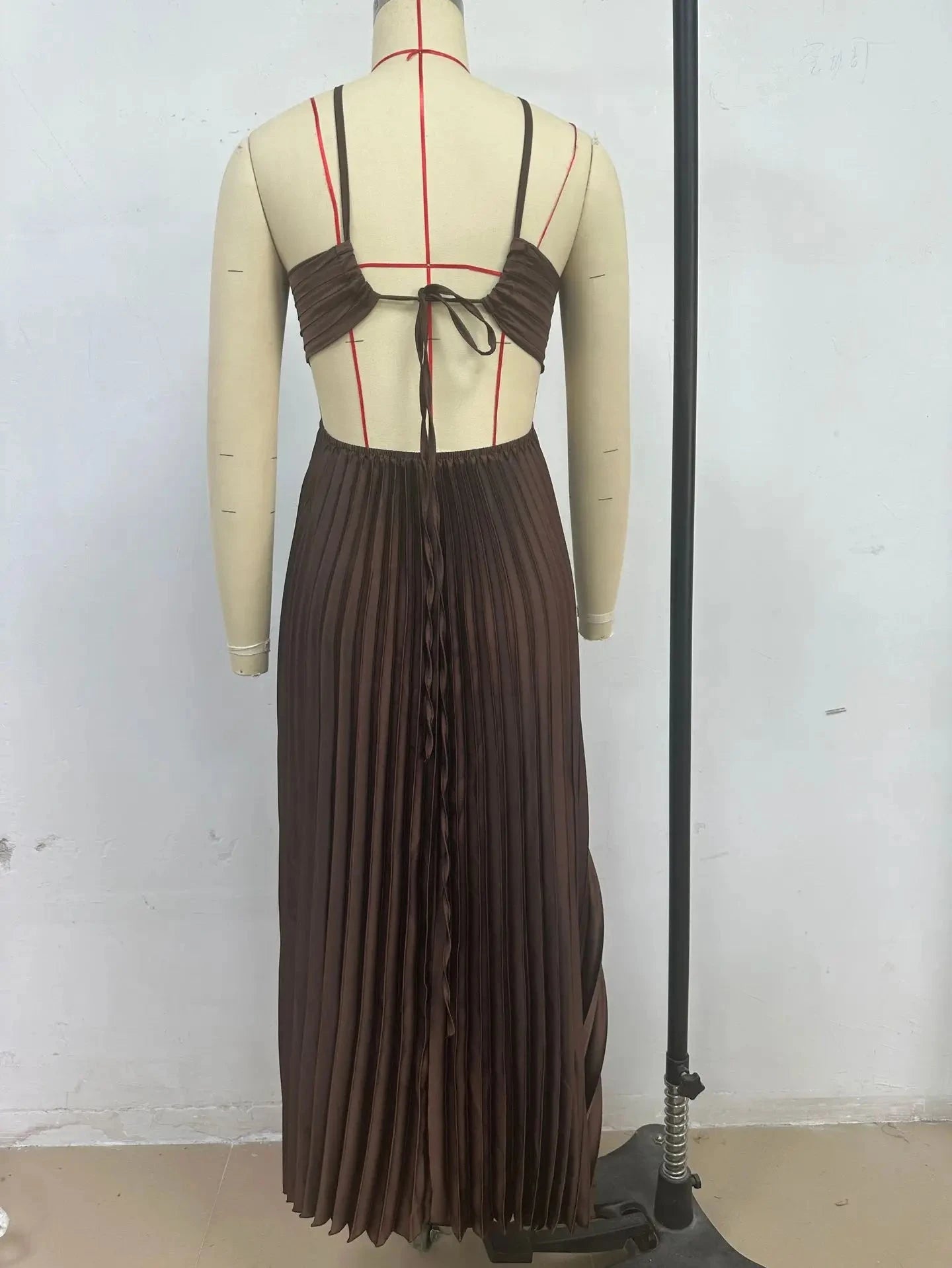 2025 High Waist Pleats Robe Dress Casual Sleeveless Solid GlowCart