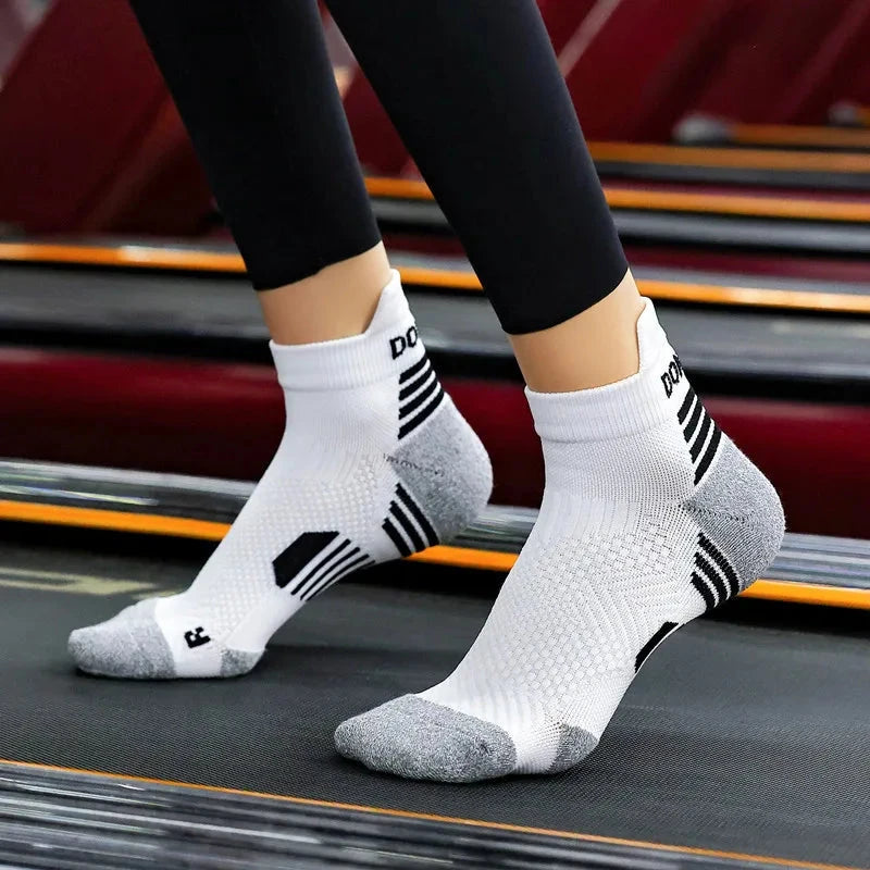 3 Pairs Marathon Socks Men Women Professional Sport Ankle Running Socks Thickened Cushioned Tube Low Cut Fitness Short Sock Mesh GlowCart