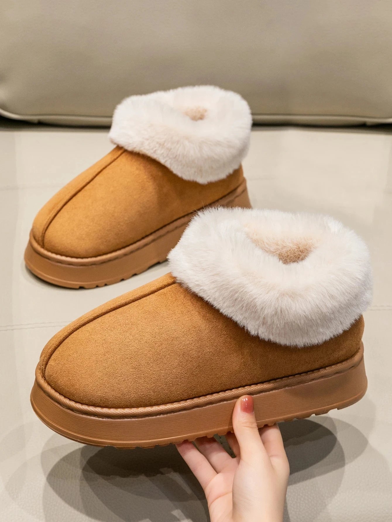 2025 High Quality of  Women's Fashion Snow Boots Fluffy GlowCart
