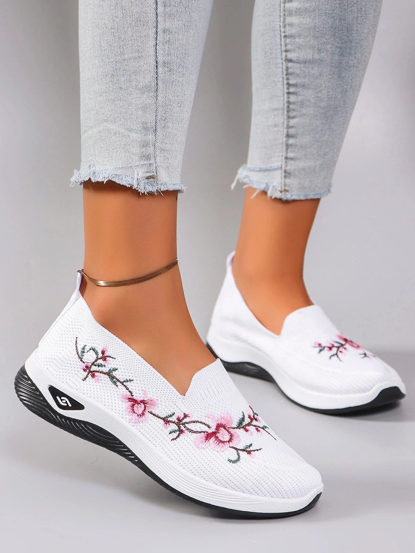 Spring and Autumn New Women's Sports Shoes Fashionable GlowCart